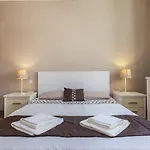 Tc3A - Charming And Homely 2 Bedroom Apartment